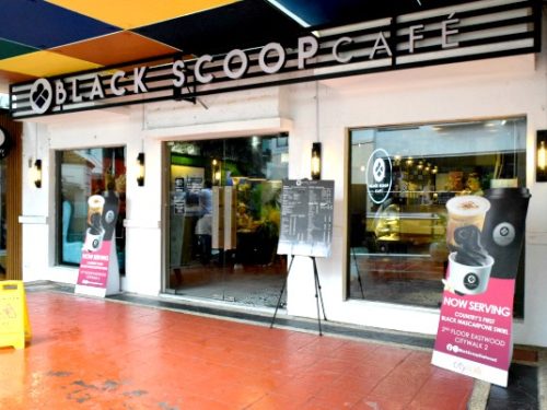 Black Scoop Cafe – More Drinks than I Can Try!