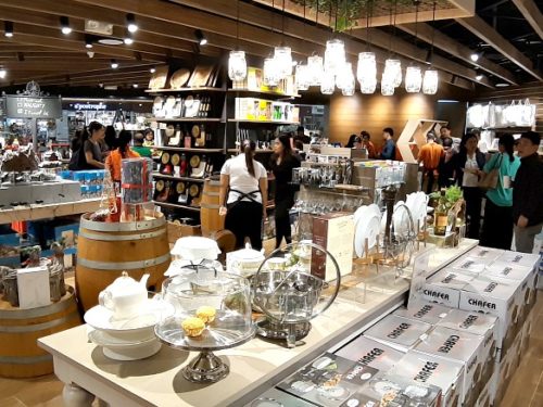 Gourdo’s Opens Bigger, Better Branch in Glorietta 4